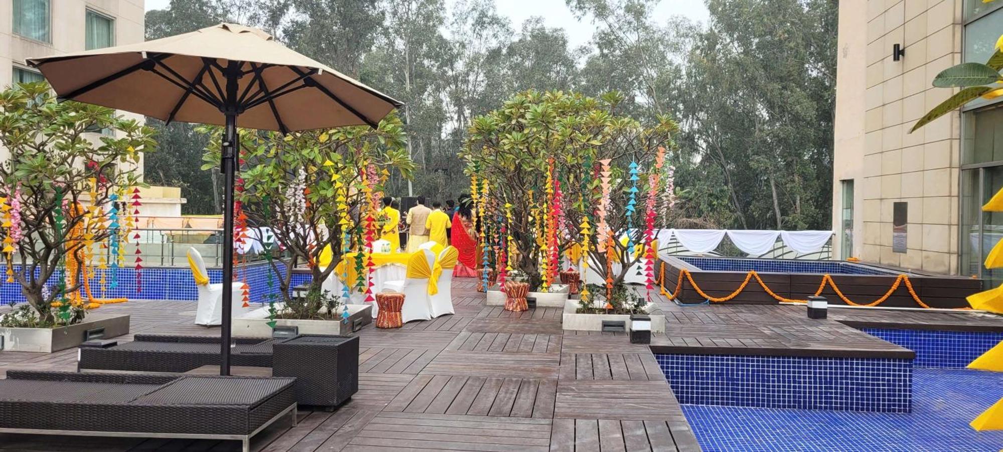 Radisson Blu Hotel, Greater Noida Eksteriør bilde A wedding in India
