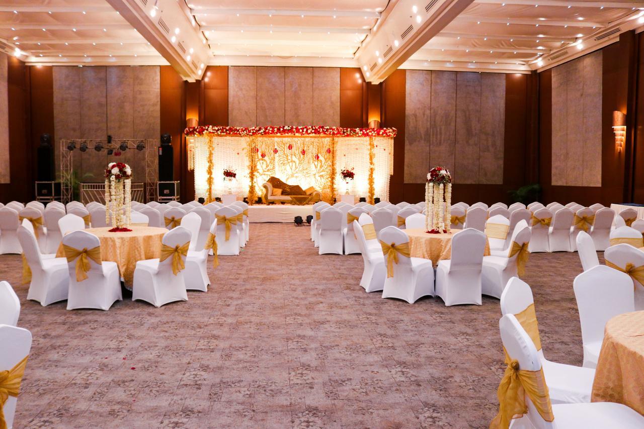 Radisson Blu Hotel, Greater Noida Eksteriør bilde A wedding reception in India